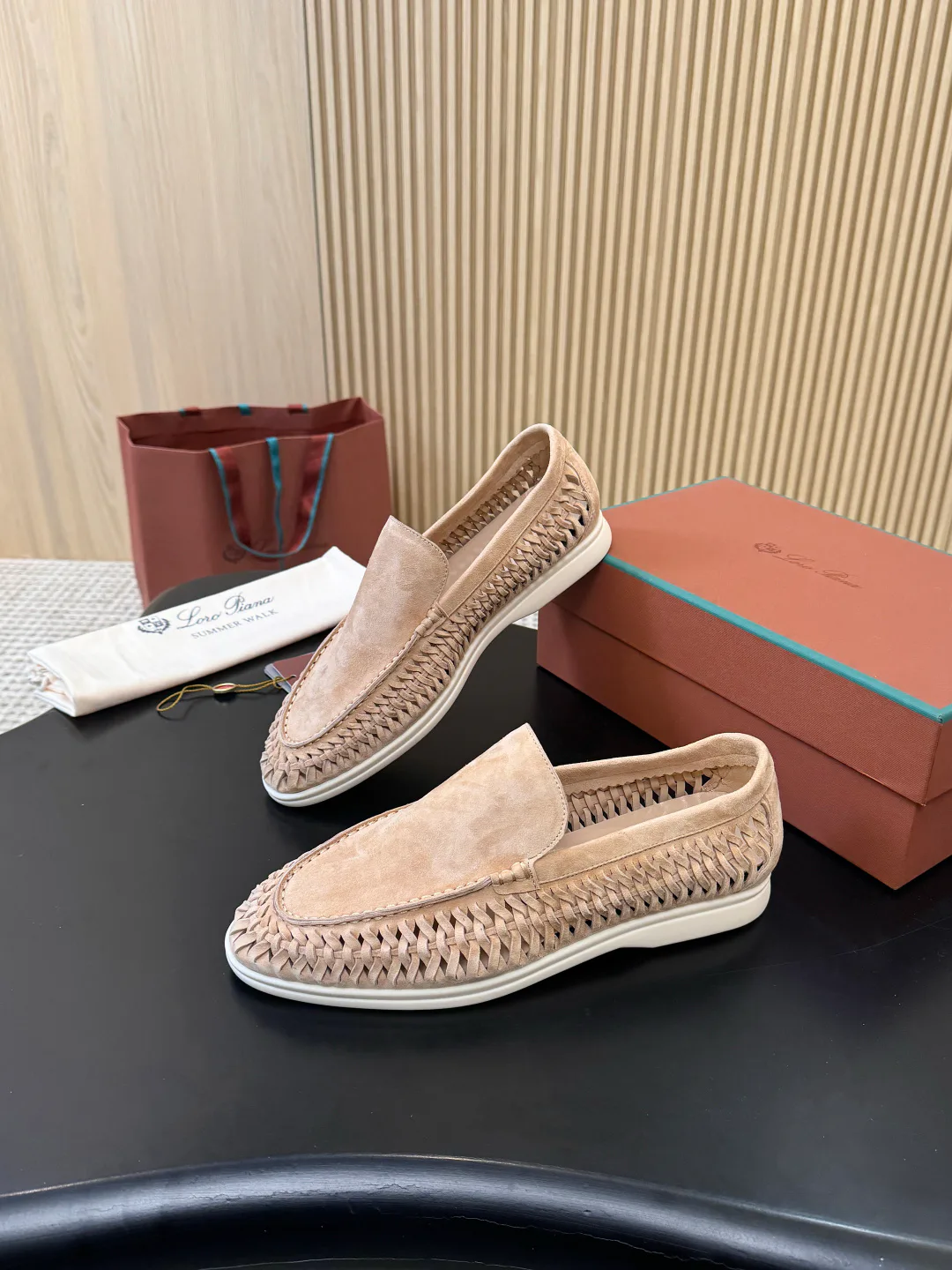 Women's Loafers And Moccasins LORO PIANA 18233084