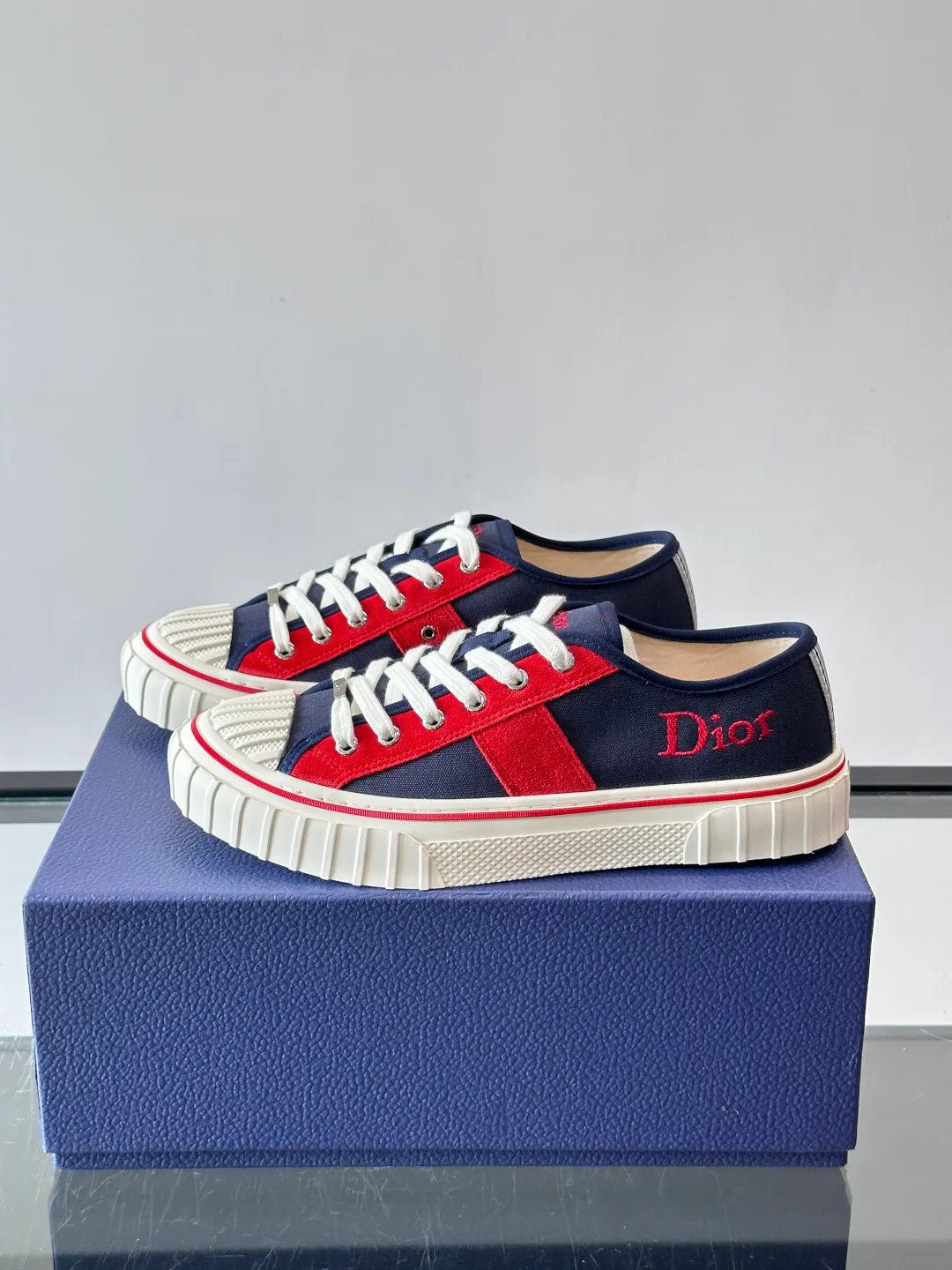 Women's Sneakers CHRISTIAN DIOR 18102137