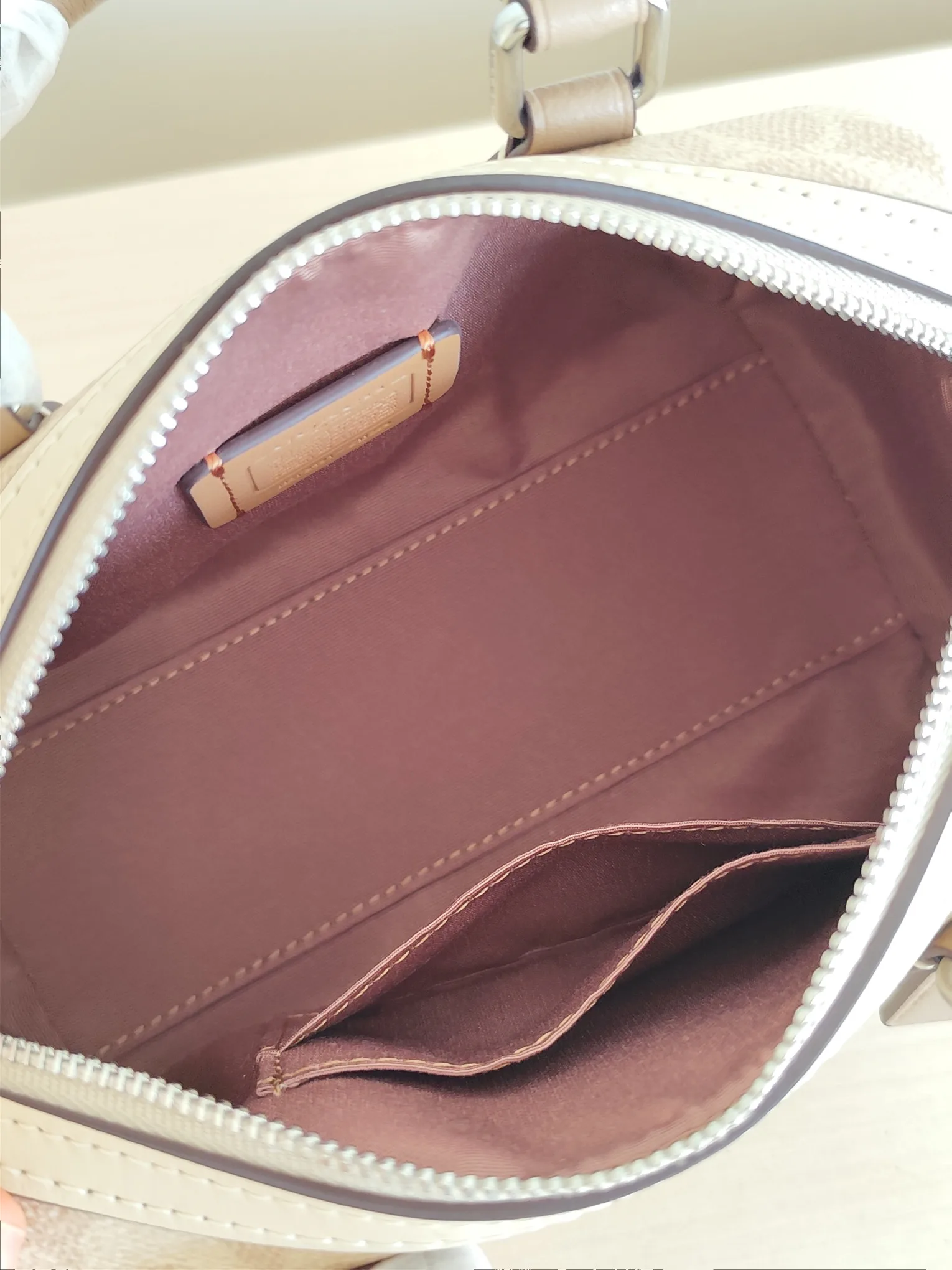 Women's Classic Handbags COACH 17961046