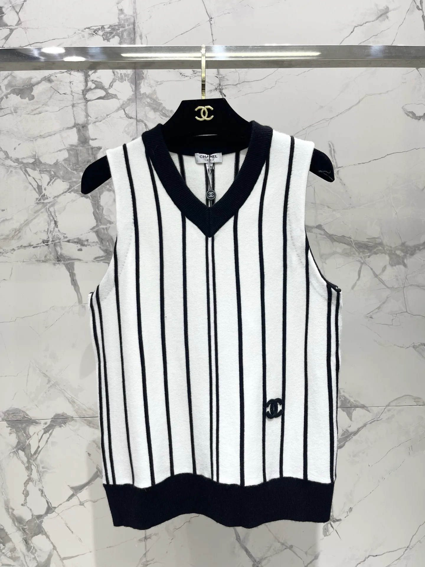 Women's Vests CHANEL 18138579