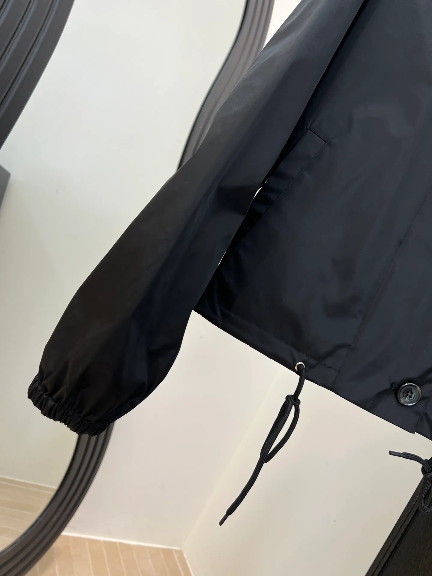 Women's Jackets And Down Jackets PRADA 18149668