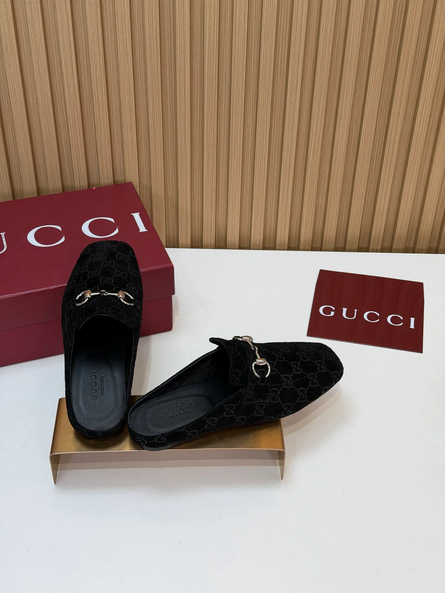Women's Mules And Clogs GUCCI 18083800