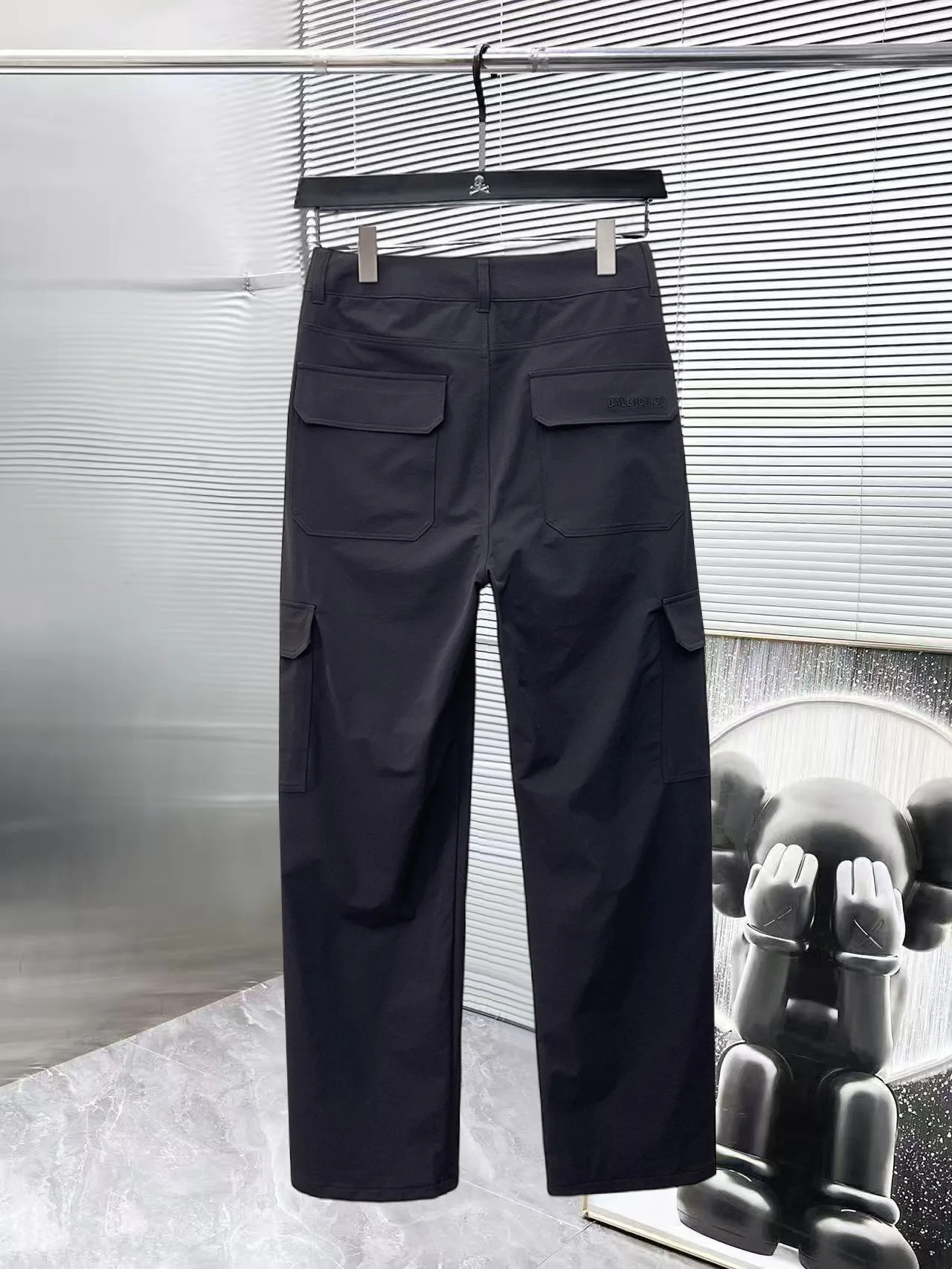 Men's Trousers BALENCIAGA 18197360