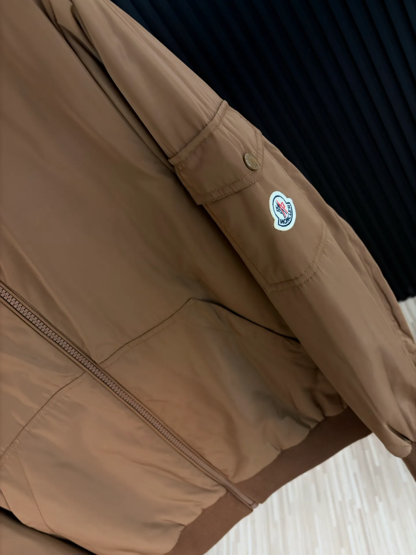 Men's Jackets And Down Jackets MONCLER 18218450