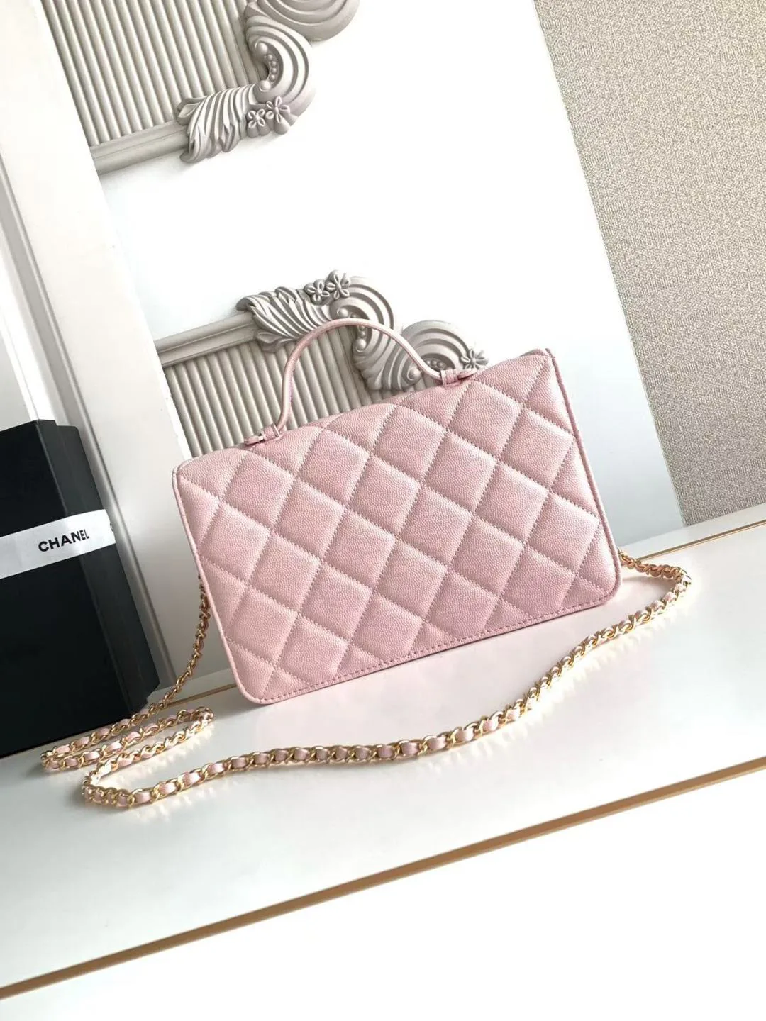 Women's Classic Handbags CHANEL 18477002