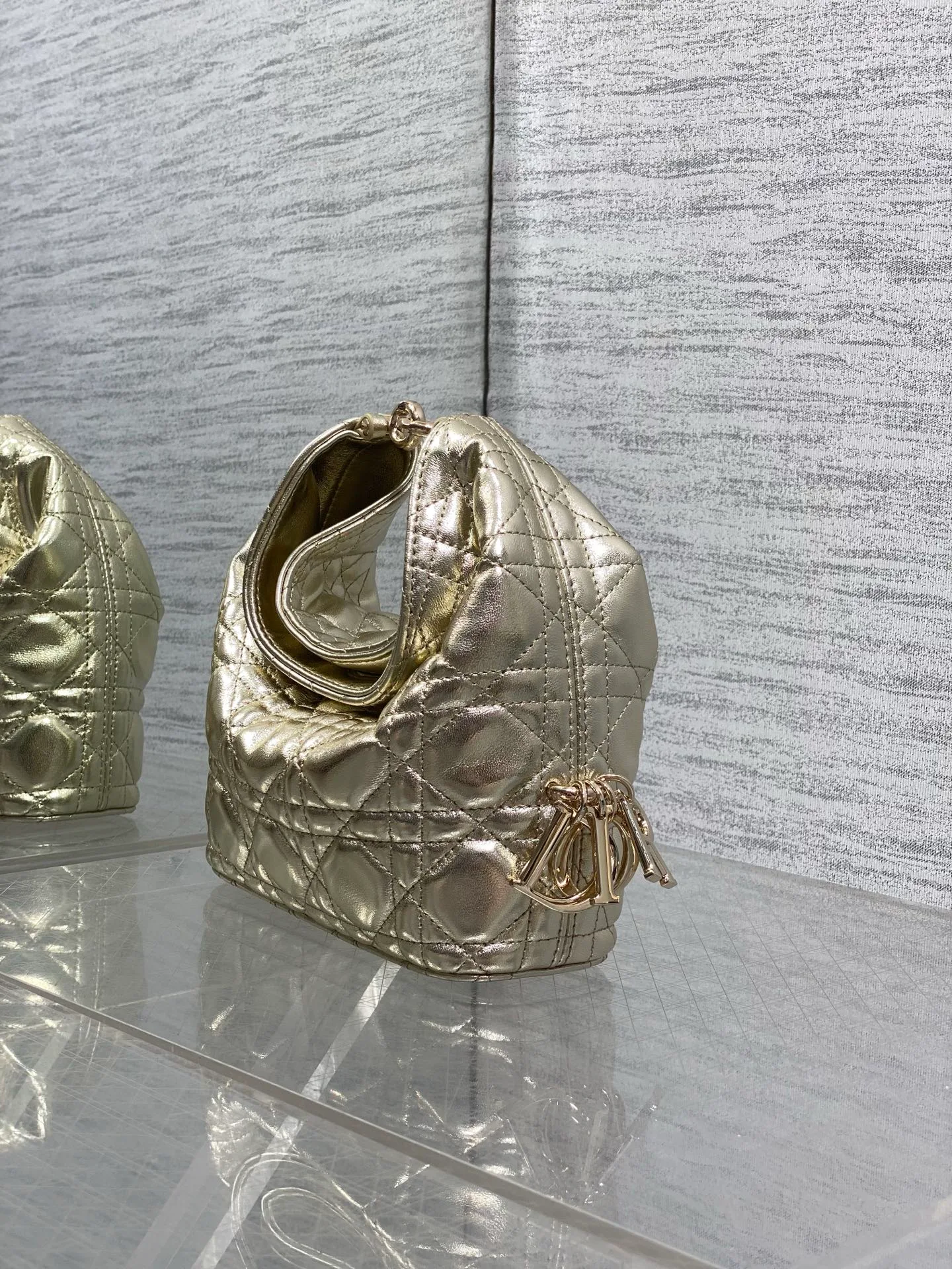 Women's Classic Handbags CHRISTIAN DIOR 17830910