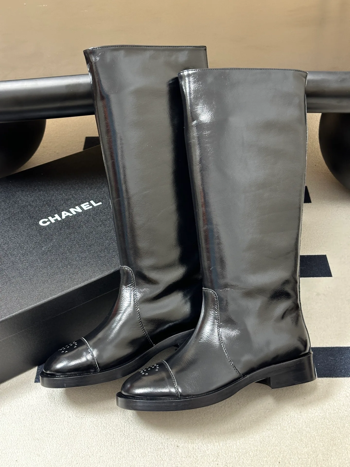 Women's Boots CHANEL 18069808