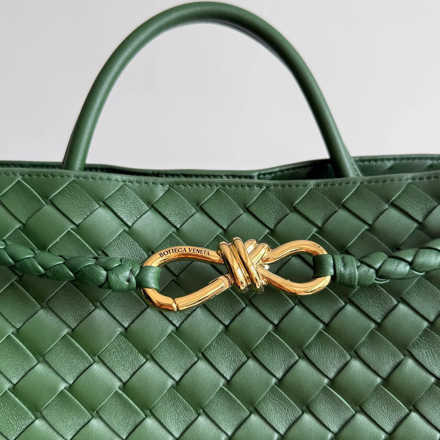 Women's Classic Handbags BOTTEGA VENETA 18467867