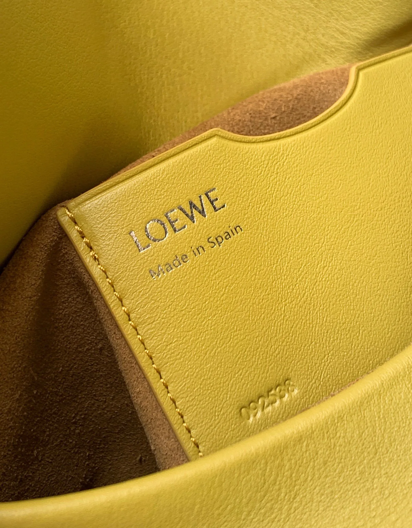 Women's Classic Handbags LOEWE 17220998