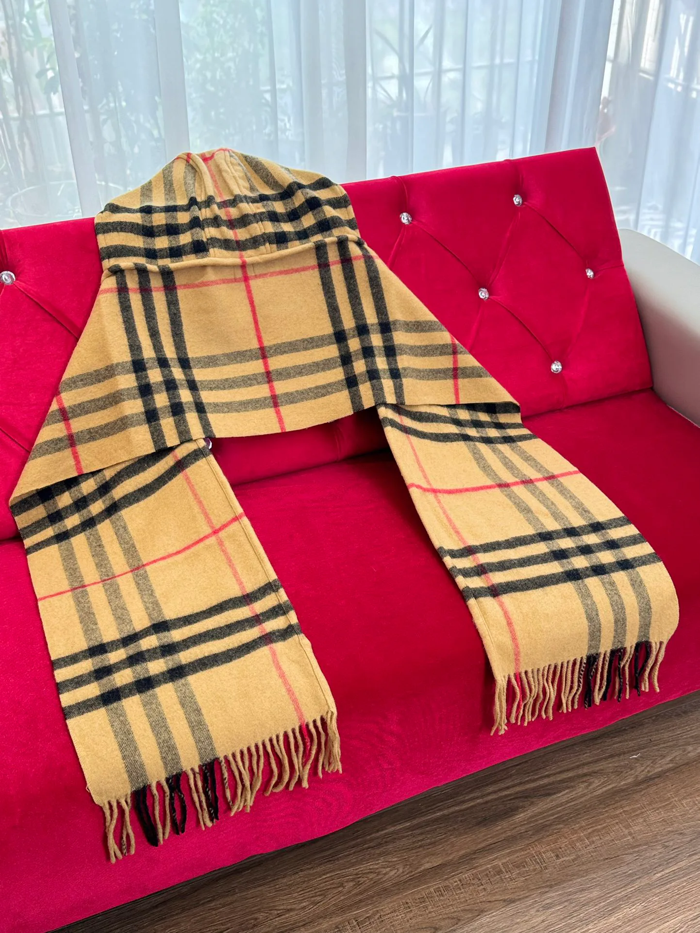 Scarves BURBERRY 18287614