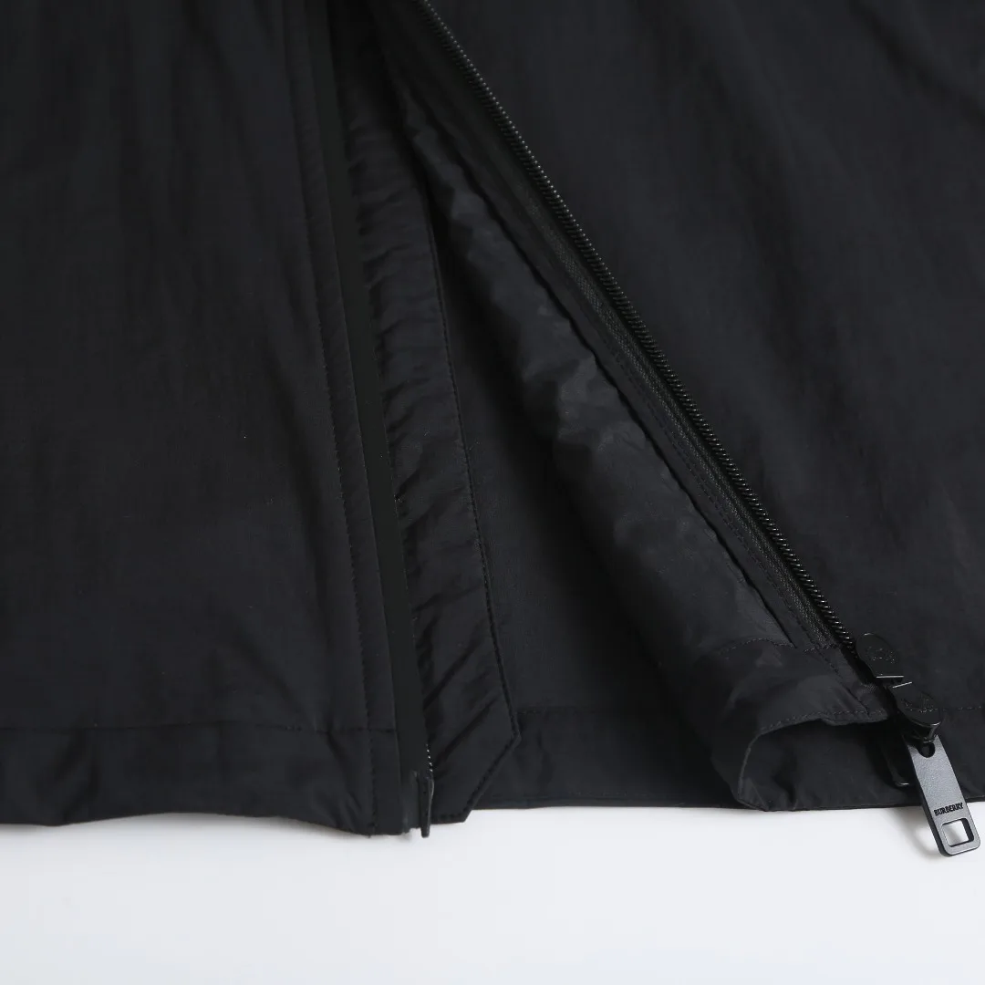Men's Jackets And Down Jackets BURBERRY 18139852