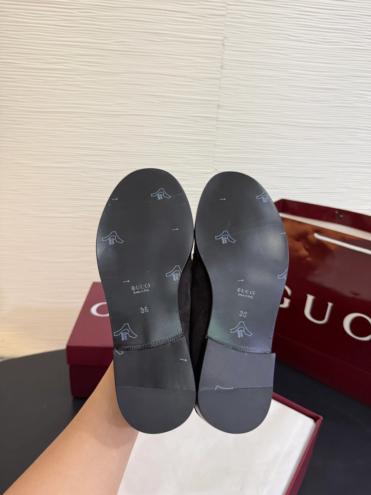 Women's Loafers And Moccasins GUCCI 18071216
