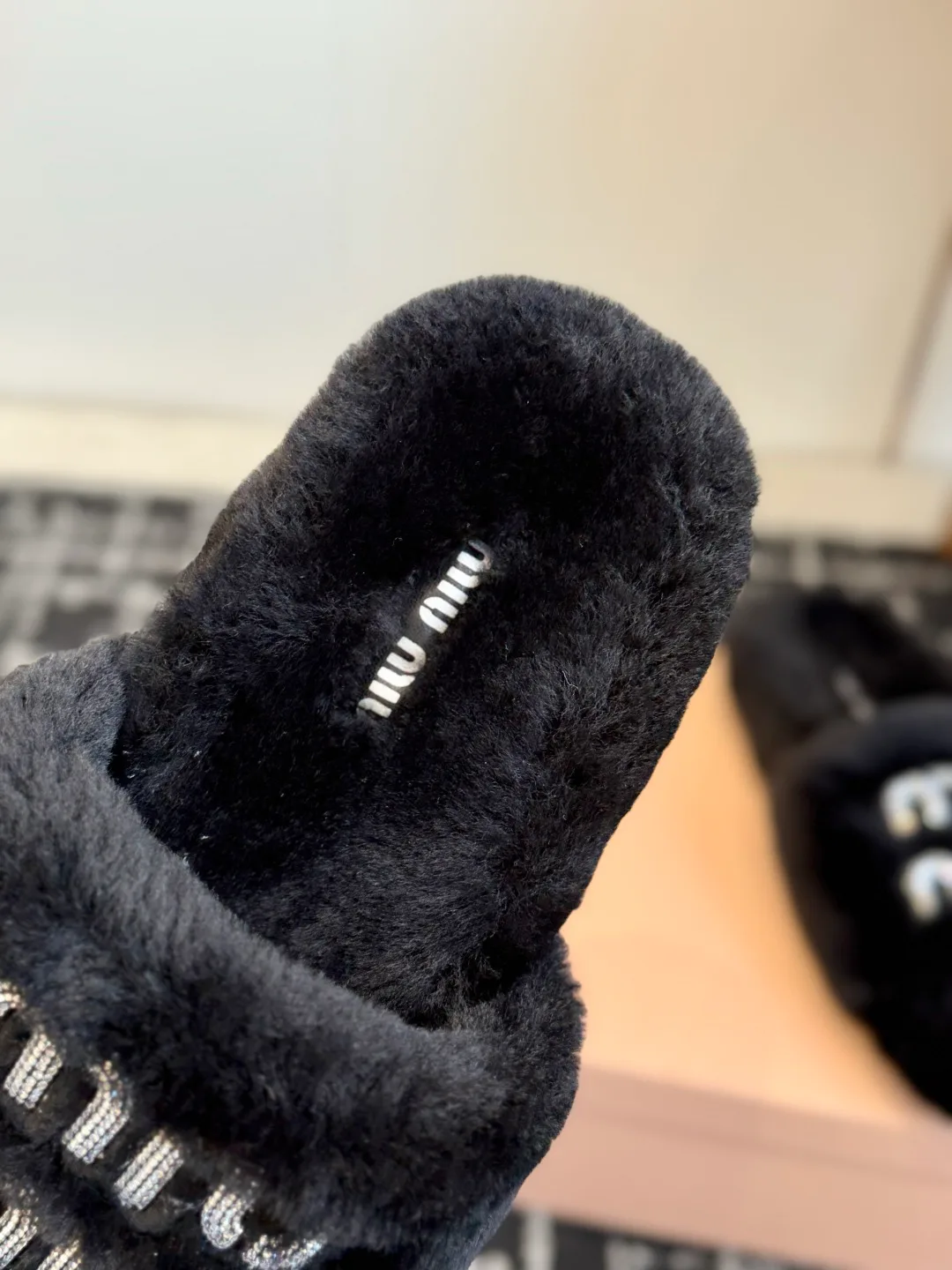 Women's Slippers MIU MIU 18139573