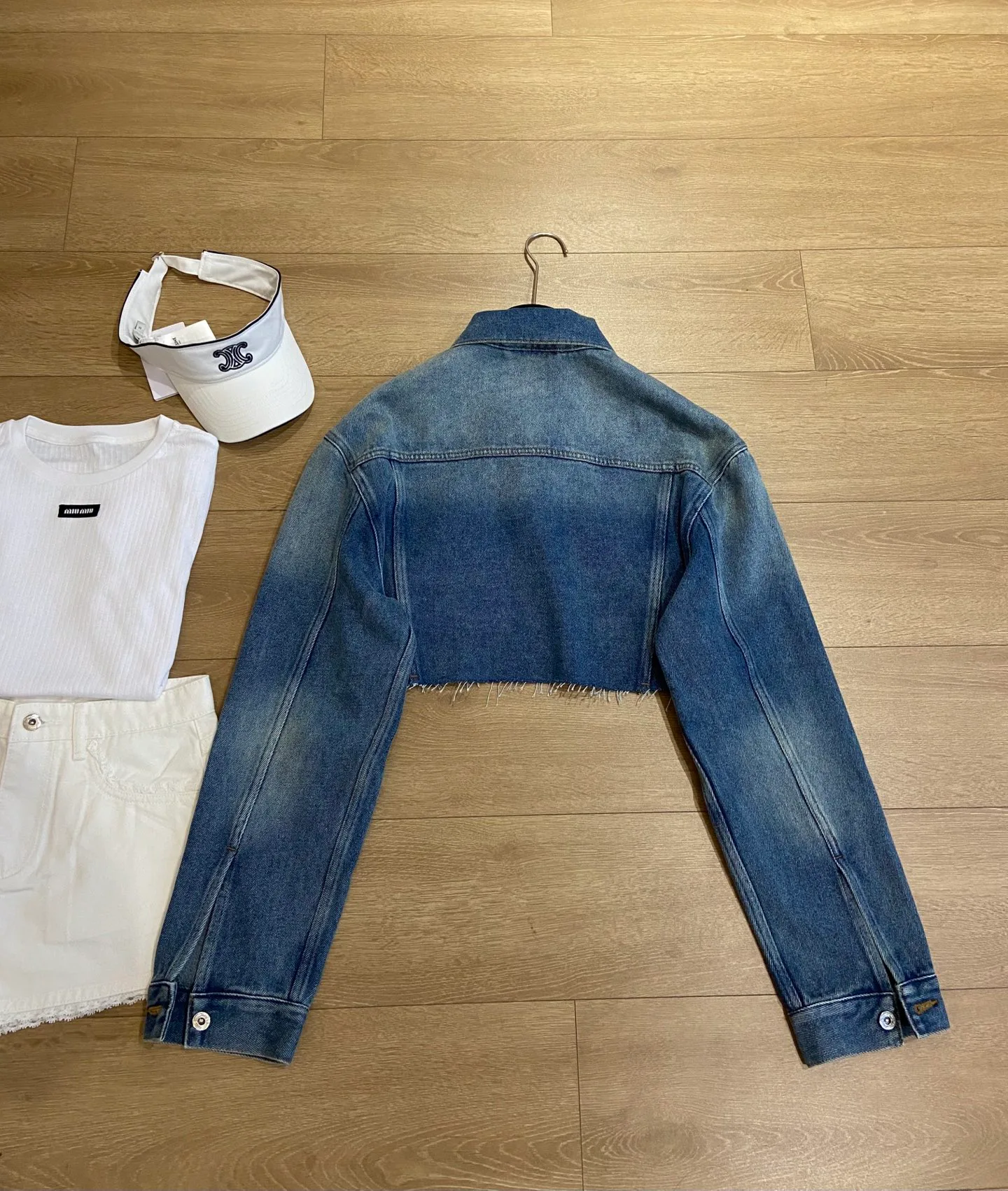 Women's Jackets And Down Jackets MIU MIU 17222086