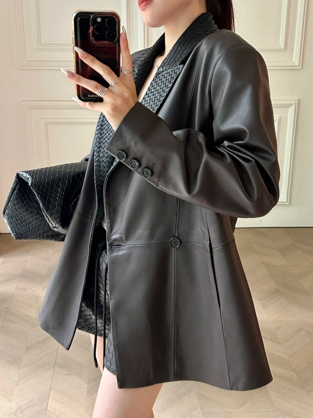 Women's Leather Jackets And Sheepskin Coats BOTTEGA VENETA 18200627