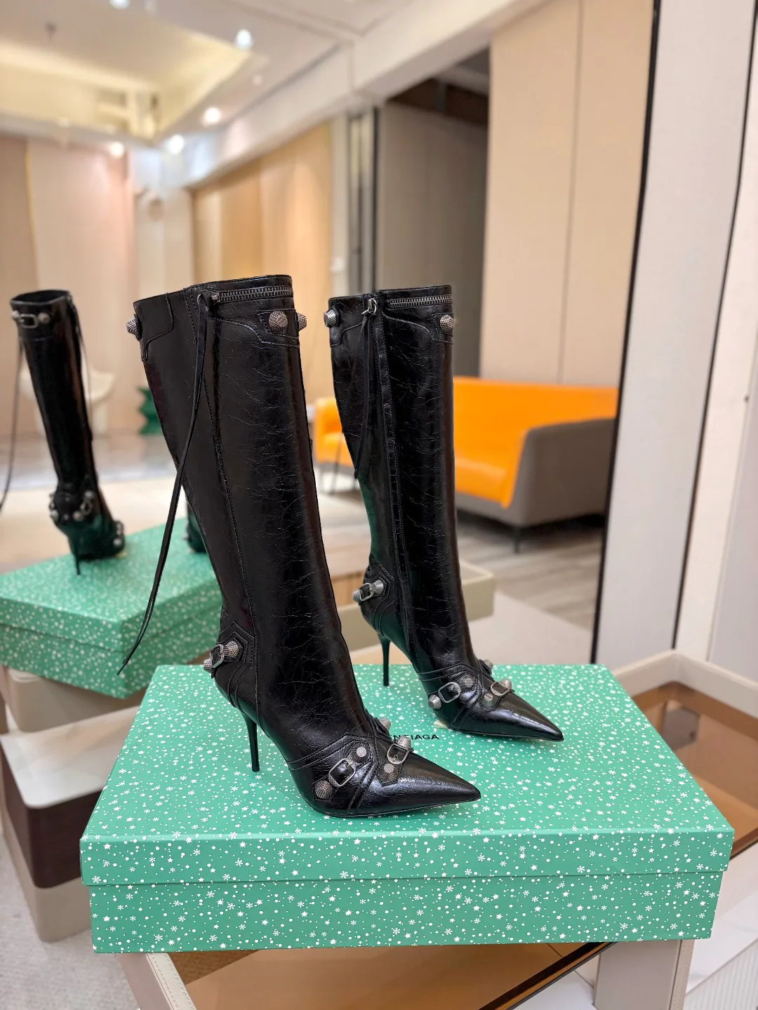 Women's Boots BALENCIAGA 18521337