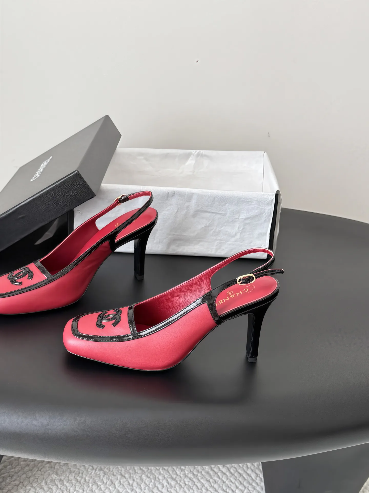 Women's Heels CHANEL 18378213