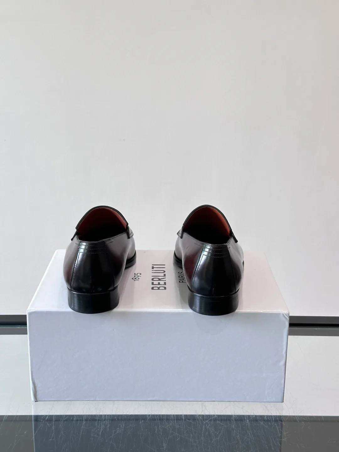 Men's Loafers And Dress Shoes BERLUTI 17466911