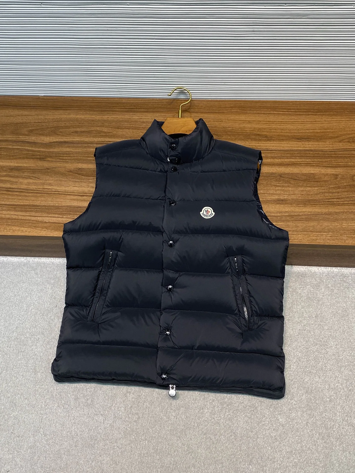 Жилеты Мужские Moncler 18596759