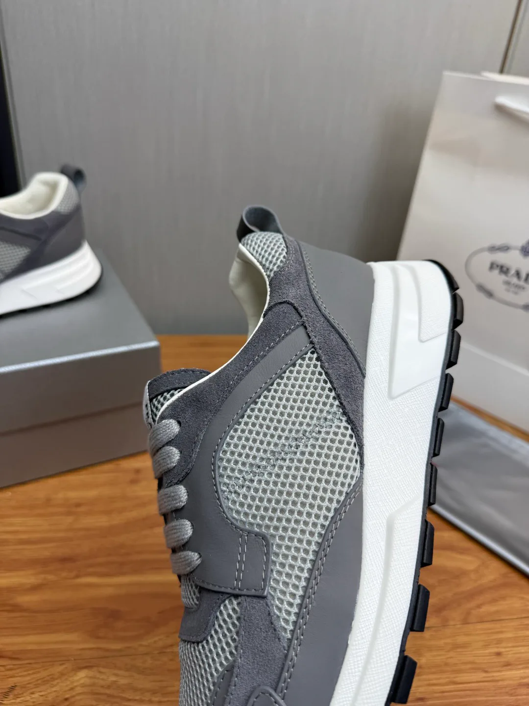 Men's Sneakers PRADA 17704091