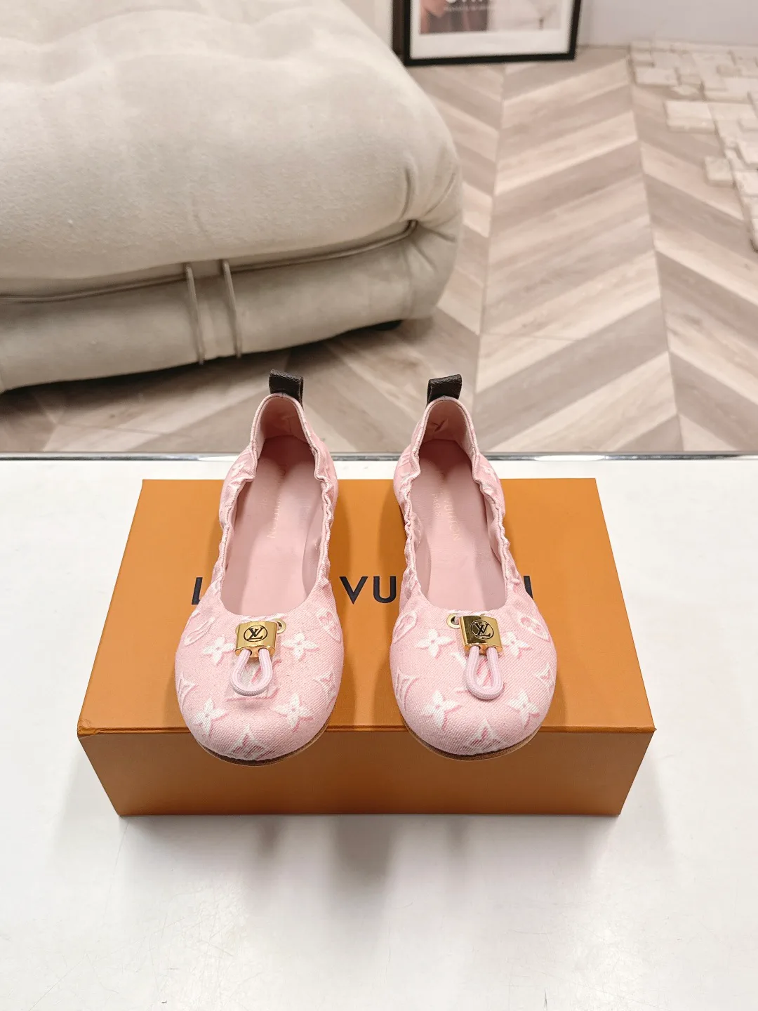 Women's Ballet Flats LOUIS VUITTON 17968722