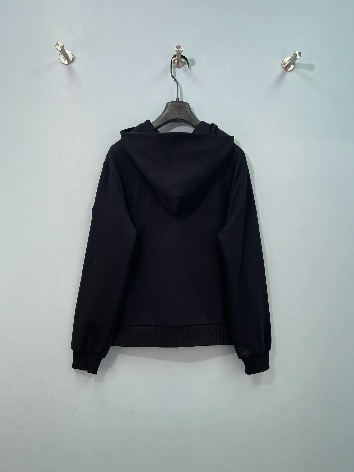 Women's Jackets And Down Jackets MONCLER 18513383