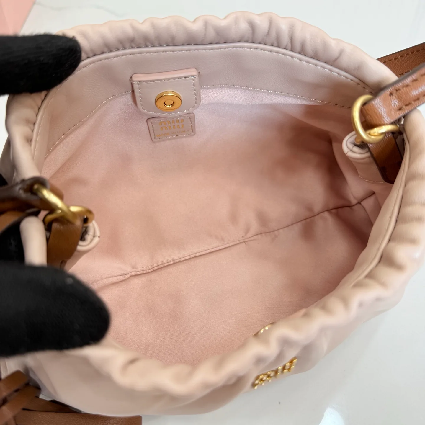 Women's Classic Handbags MIU MIU 17948242