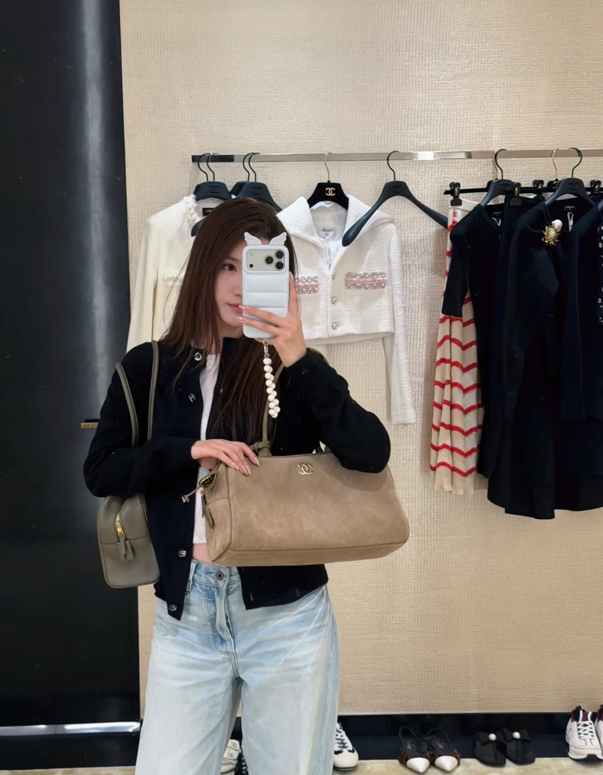 Women's Jumpers And Sweaters CHANEL 18033374