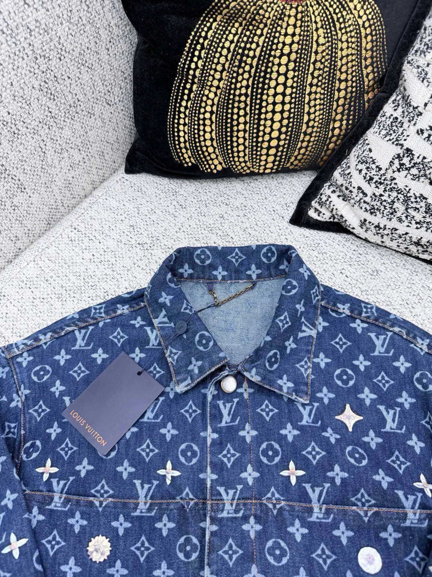 Men's Jackets And Down Jackets LOUIS VUITTON 18395782