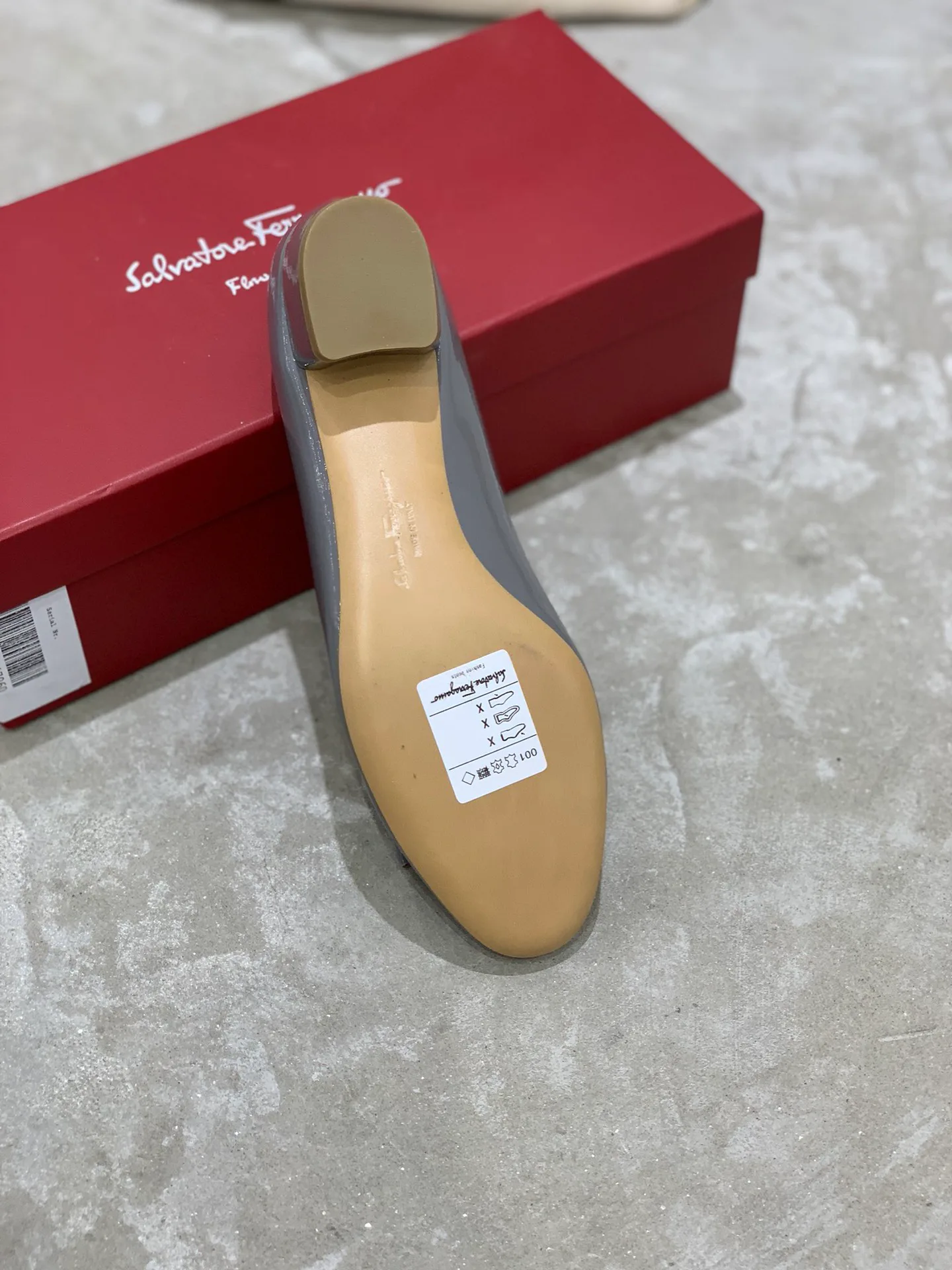 Women's Ballet Flats SALVATORE FERRAGAMO 18340697