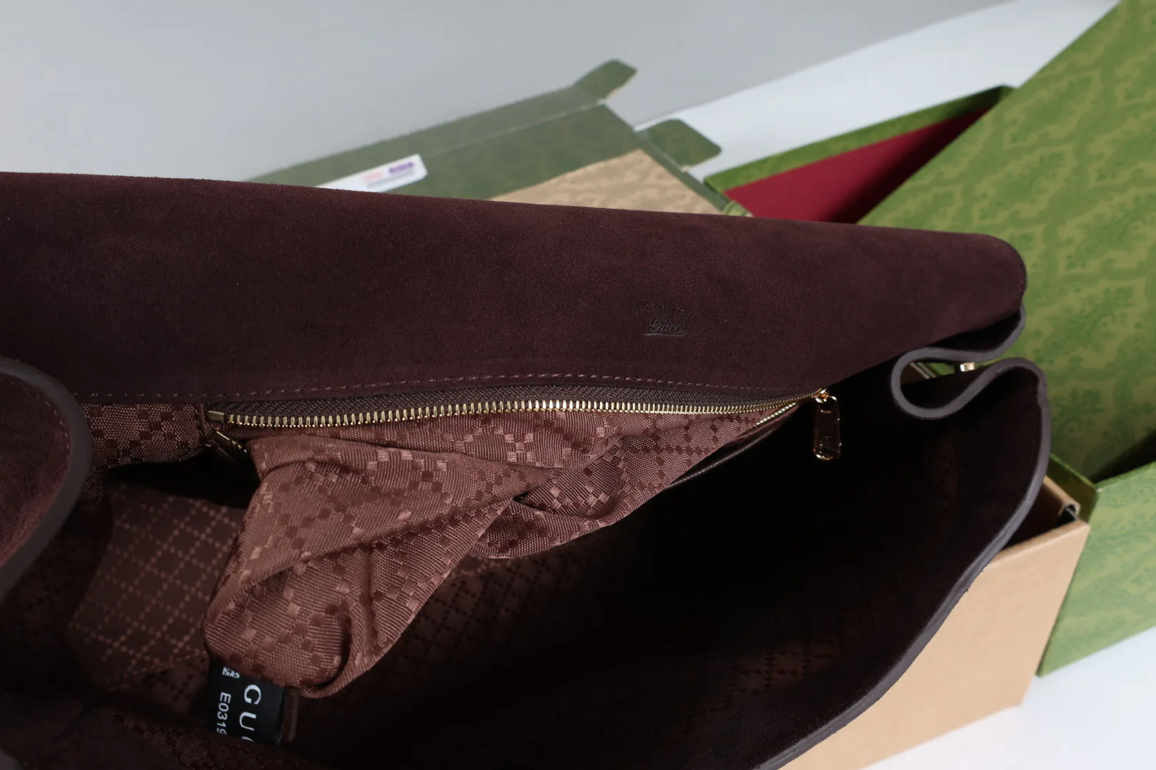 Women's Classic Handbags GUCCI 18250560