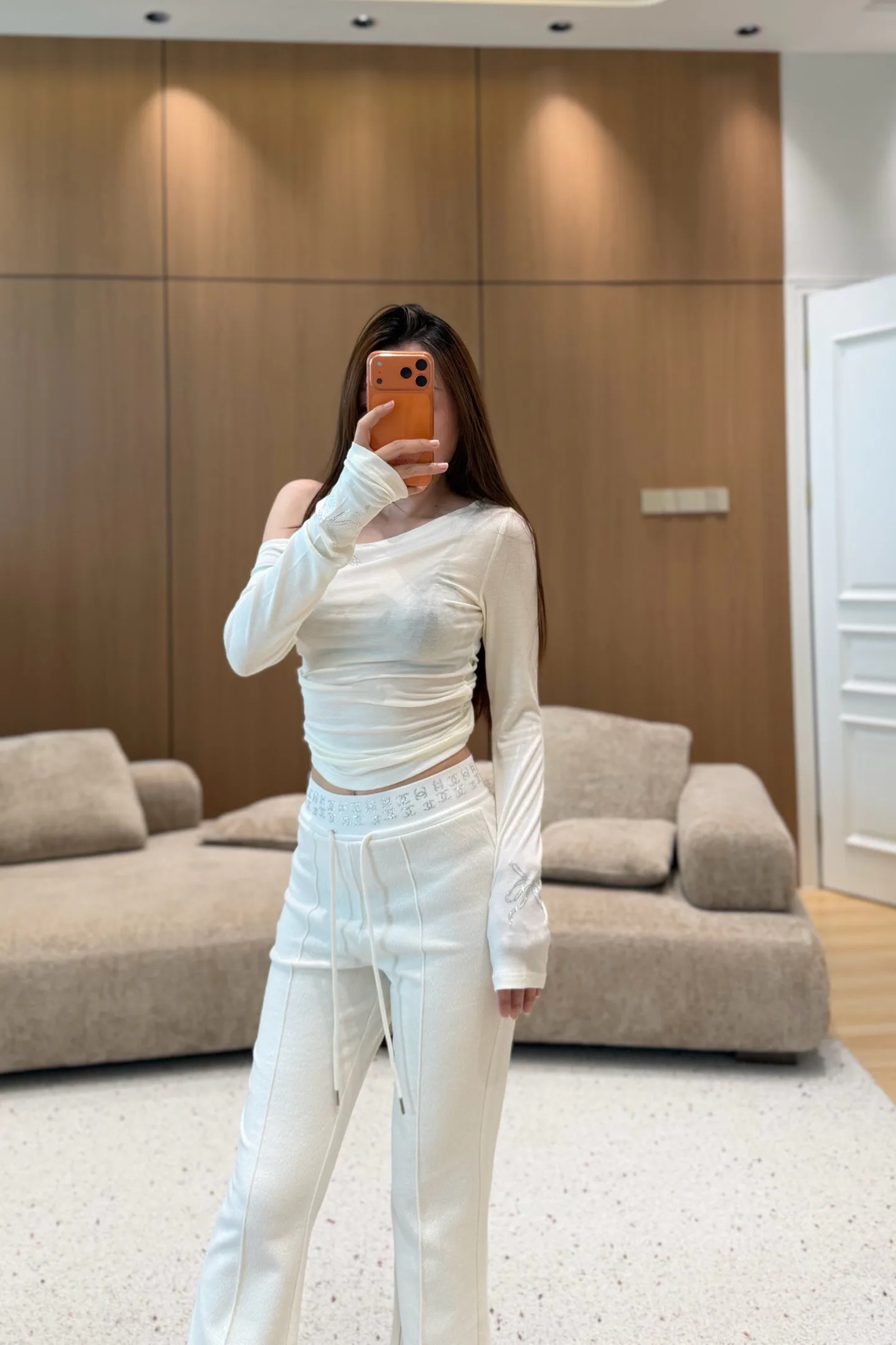 Women's Trousers CHANEL 18108479
