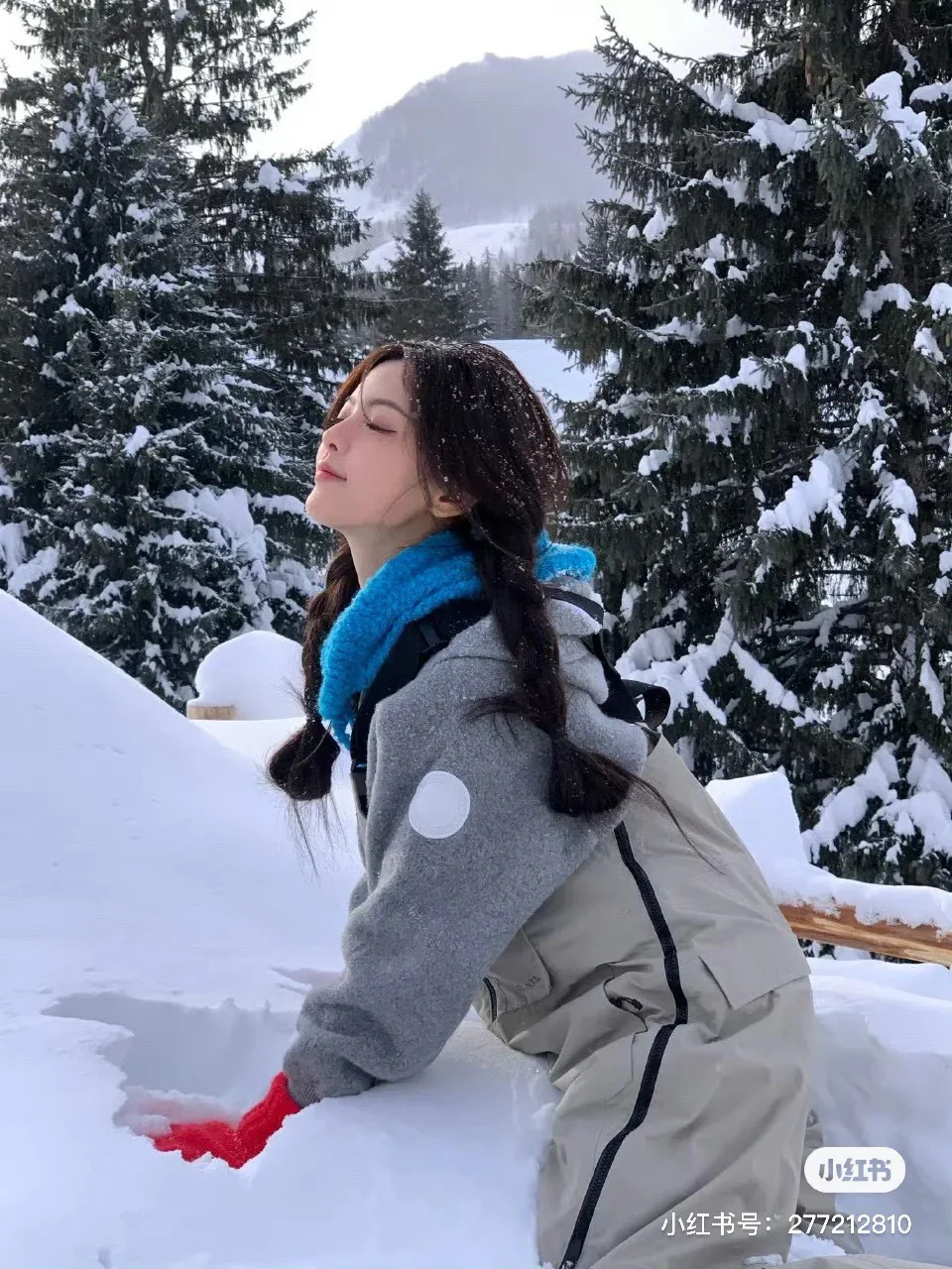 Women's Jackets And Down Jackets CANADA GOOSE 17998642