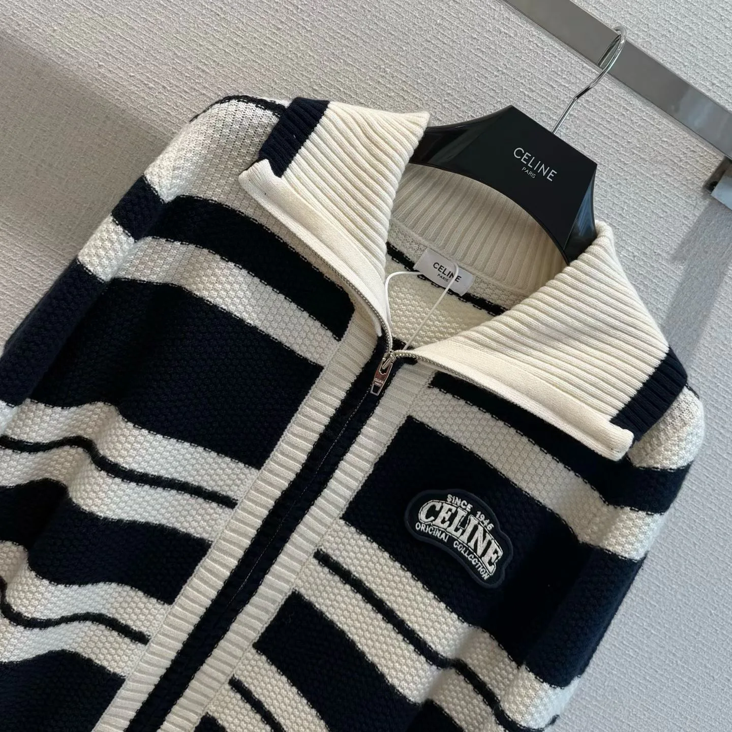 Куртки И Пуховики Женские Celine 18566453