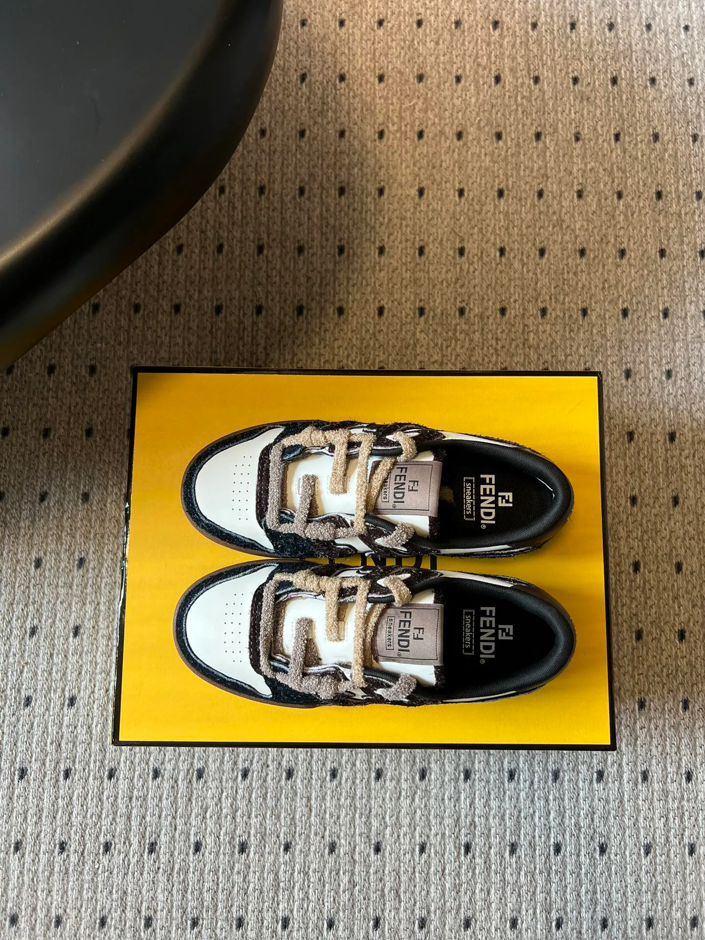 Women's Sneakers FENDI 18497968