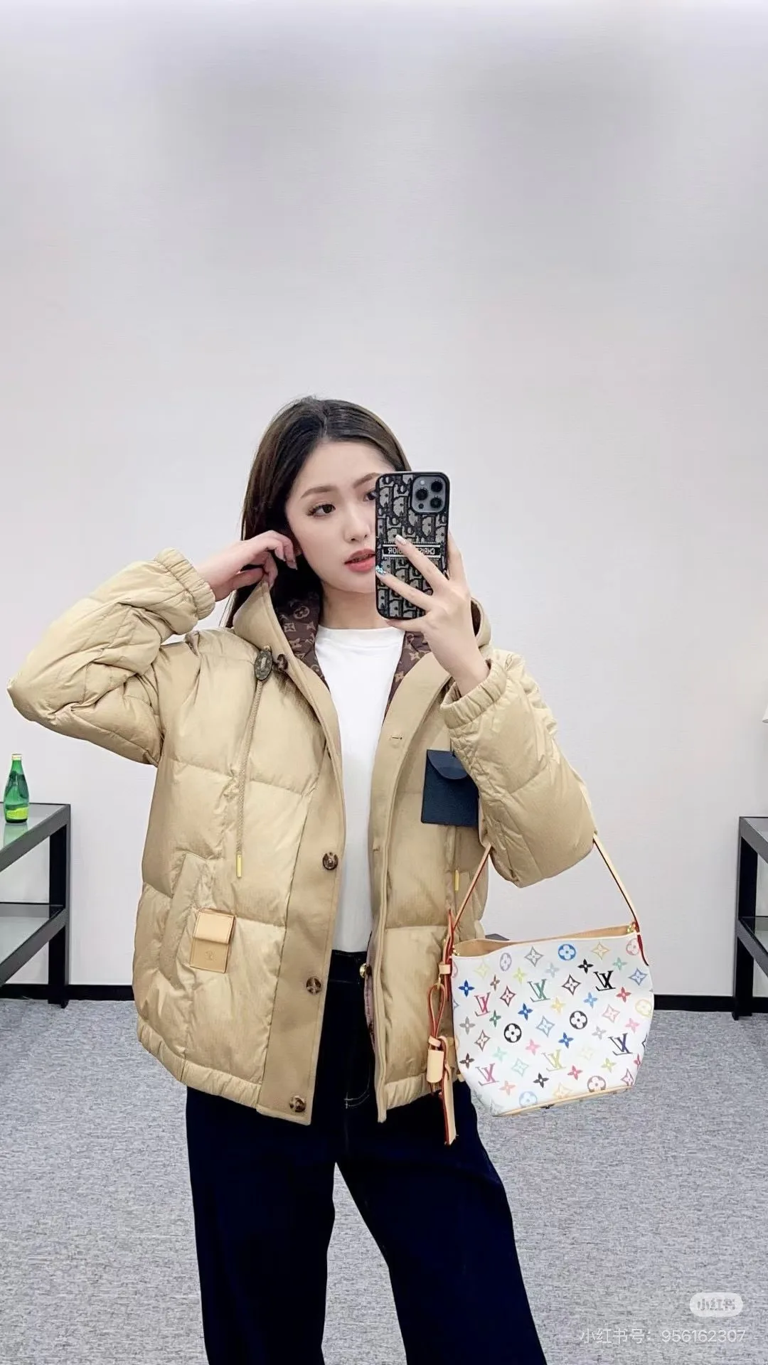 Women's Jackets And Down Jackets LOUIS VUITTON 17959958