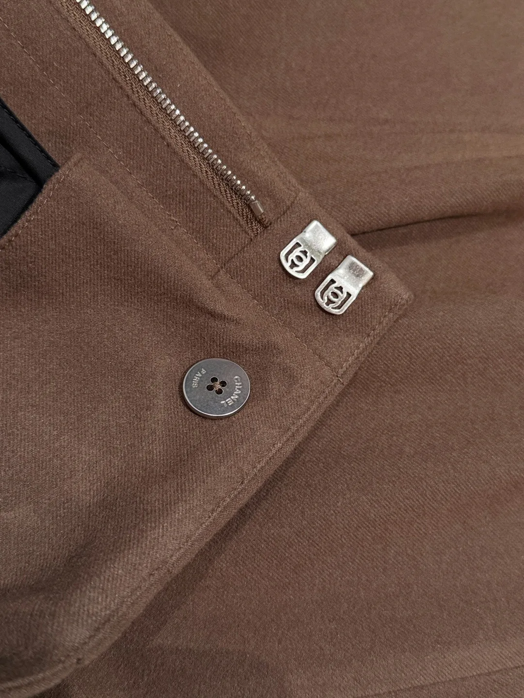 Women's Trousers CHANEL 18201679