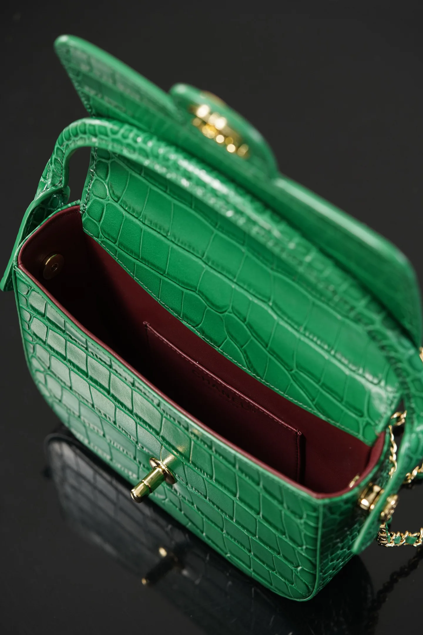 Women's Classic Handbags CHANEL 17979616
