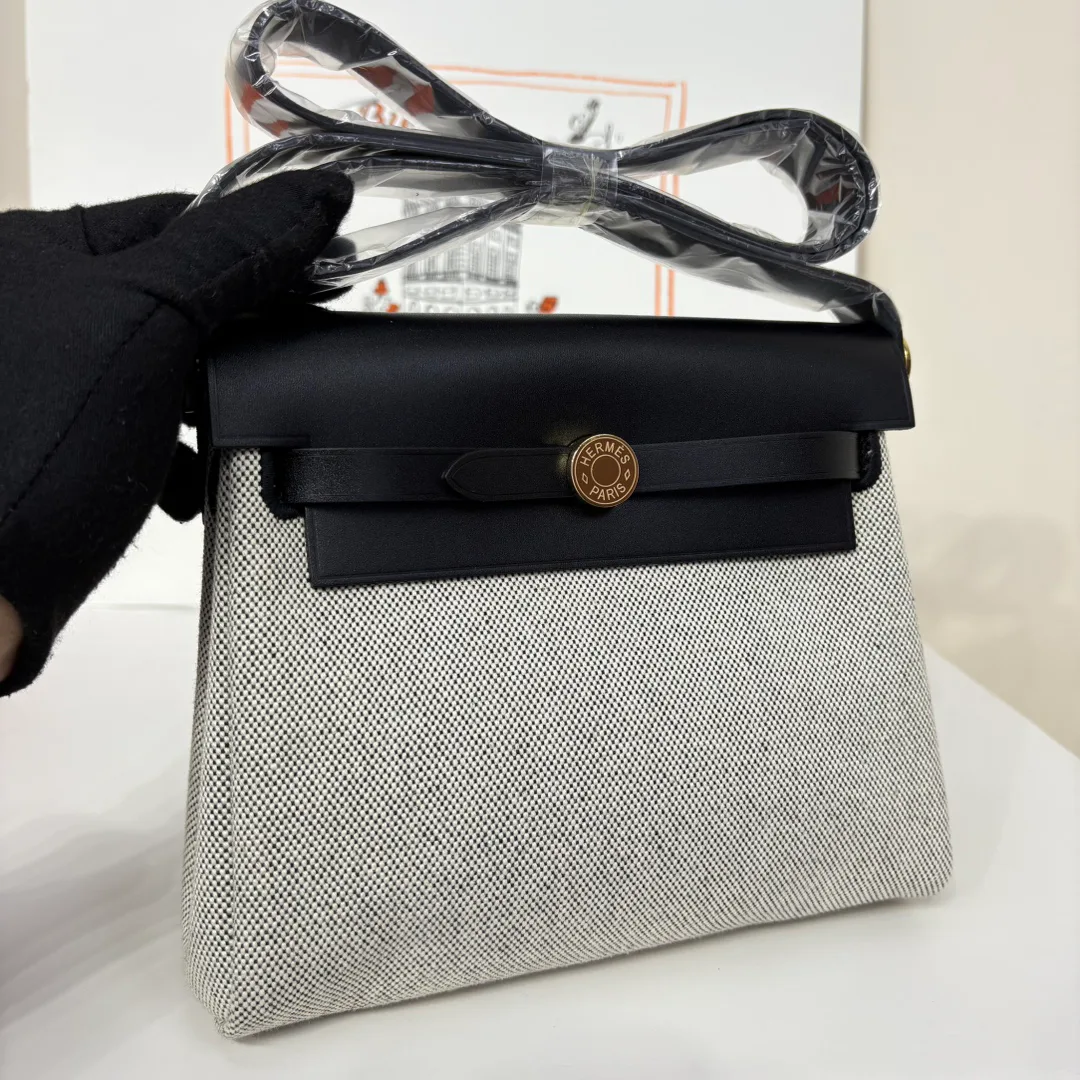 Women's Classic Handbags HERMES 18394516