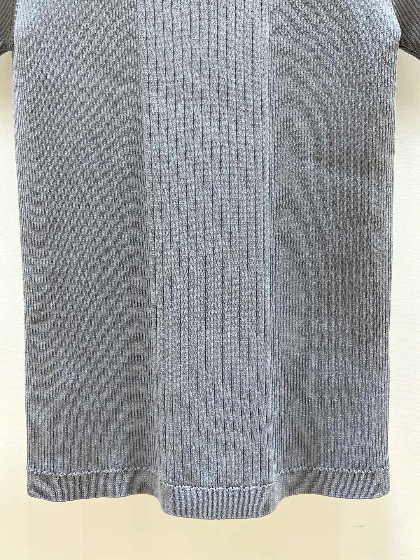 Women's T-Shirts CHANEL 18097468