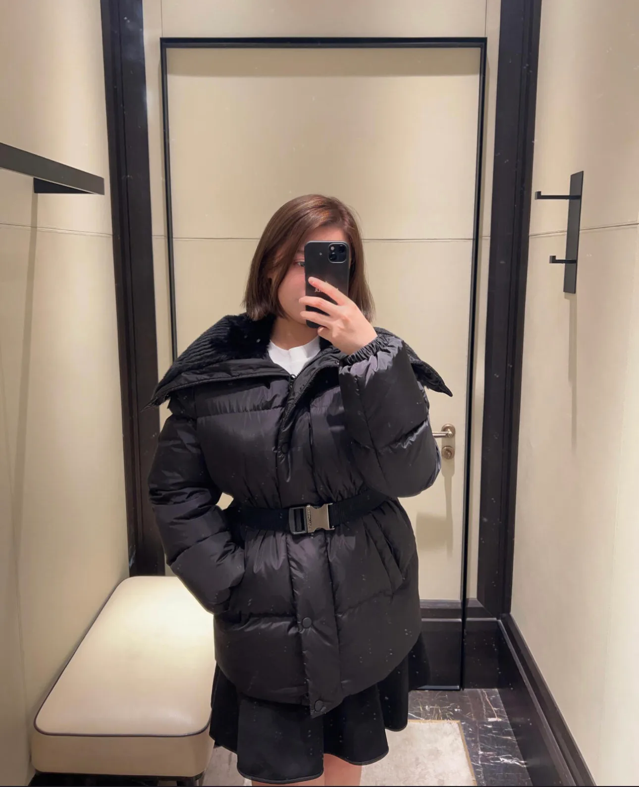 Куртки И Пуховики Женские Moncler 18606711