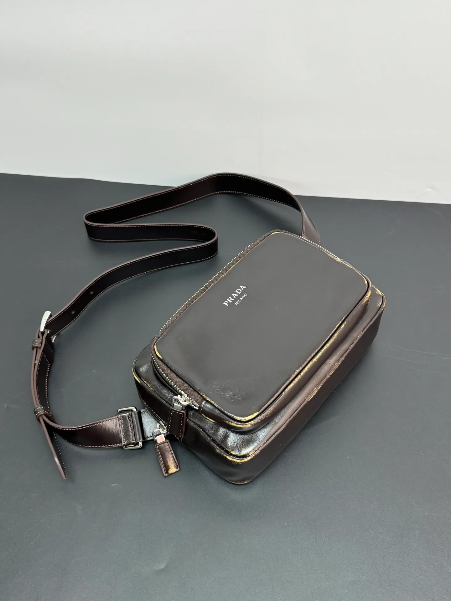 Сумки На Ремне Женские Prada 18573686