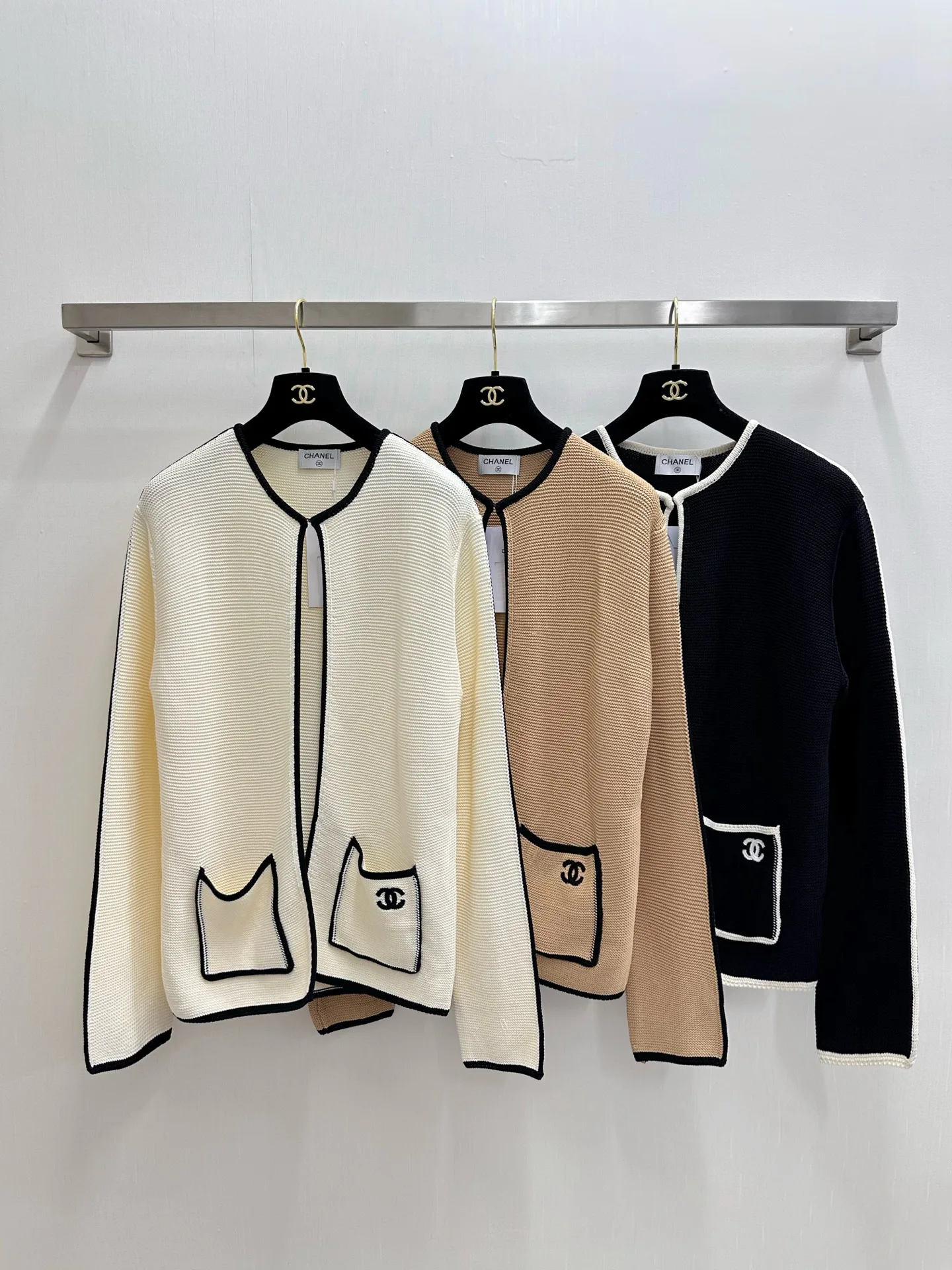 Women's Jumpers And Sweaters CHANEL 18138072