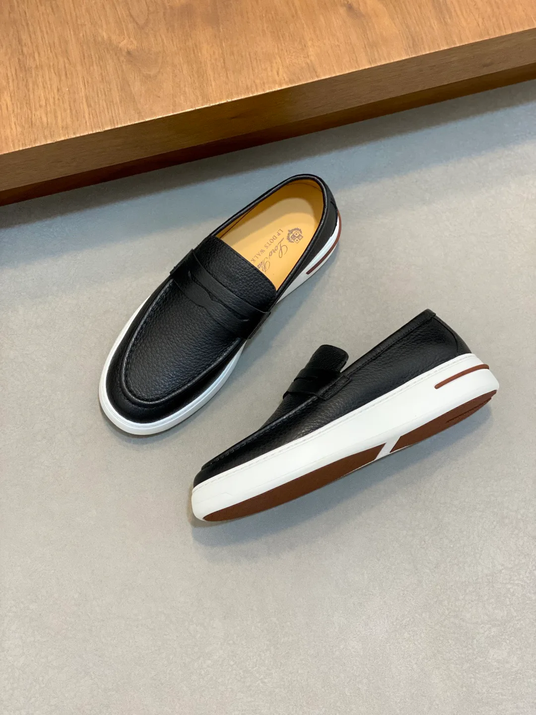 Men's Loafers And Dress Shoes LORO PIANA 18079012
