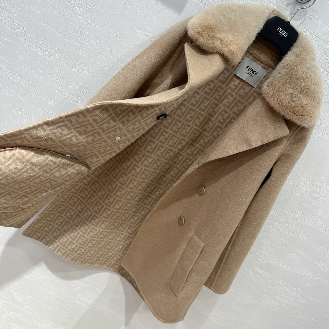 Women's Coats FENDI 18064293
