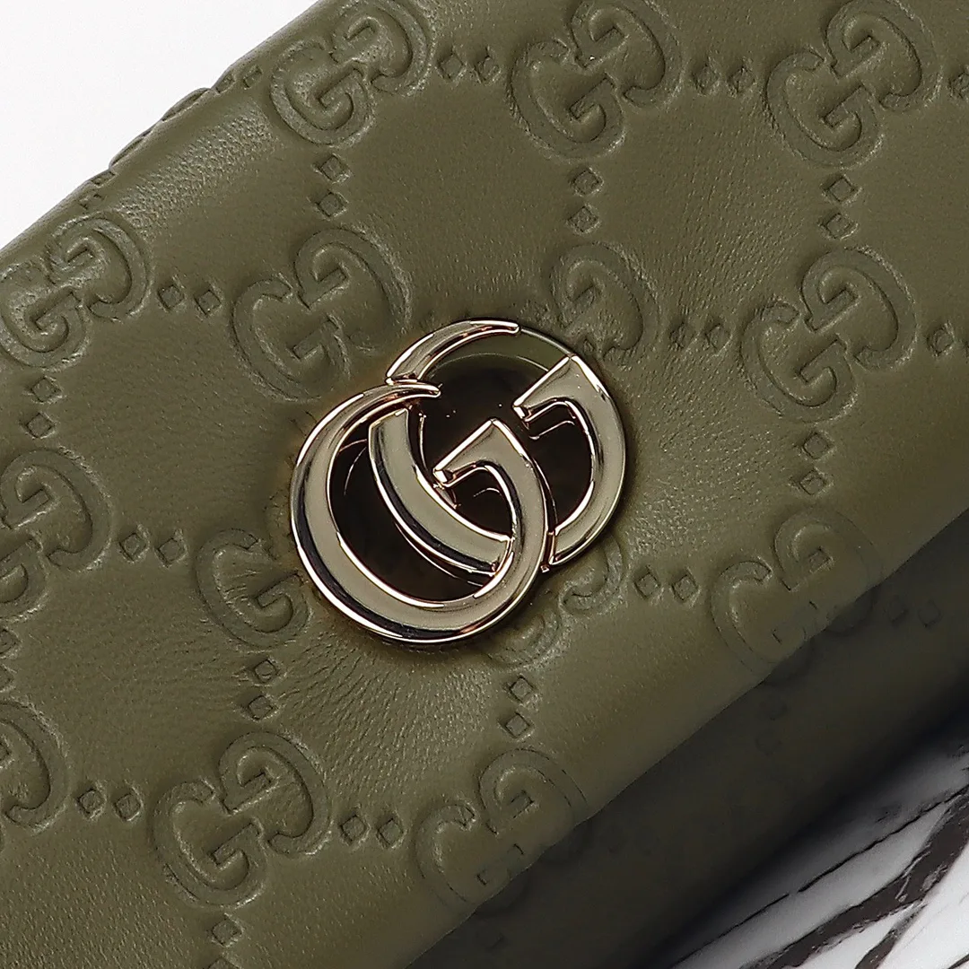 Women's Classic Handbags GUCCI 18210714