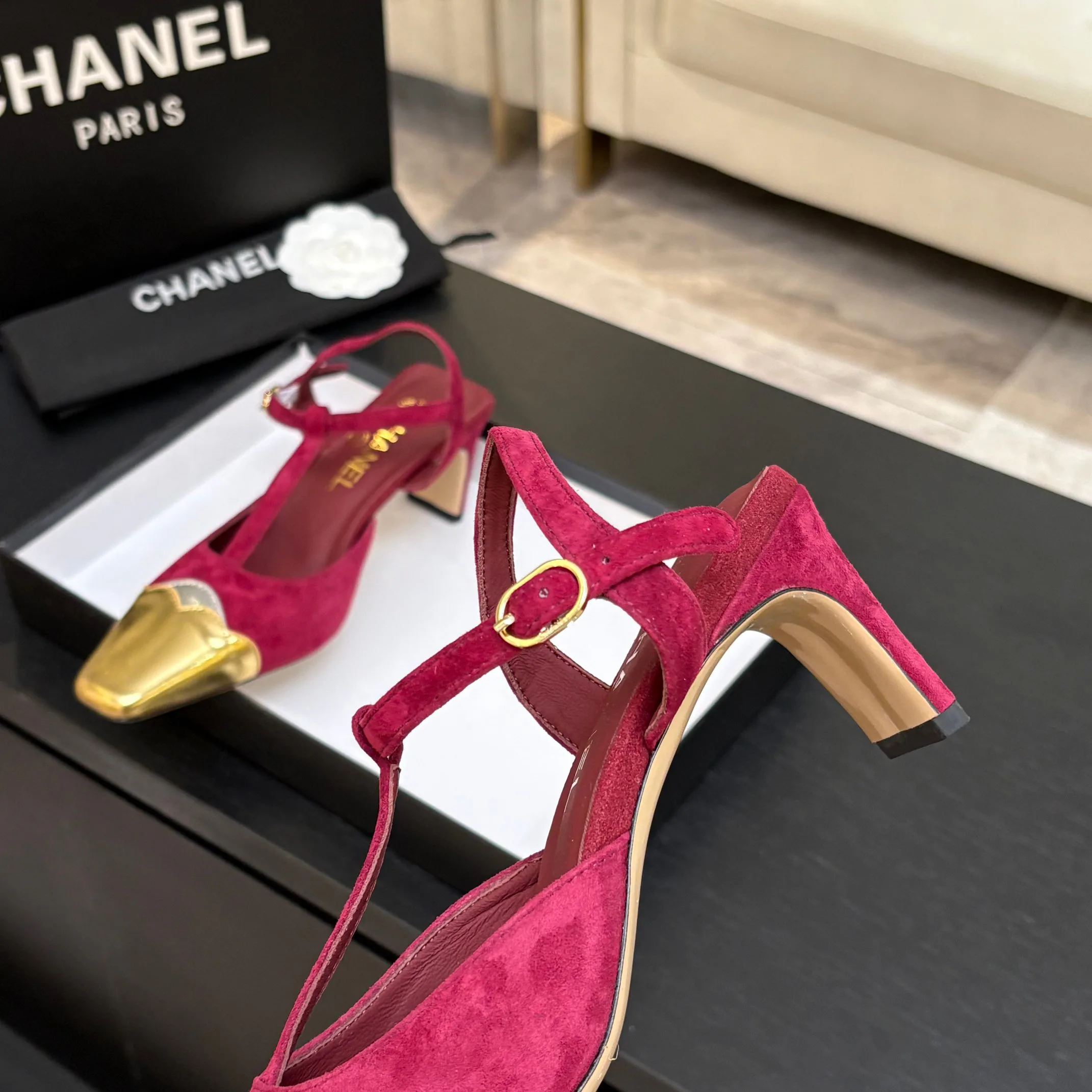 Women's Heels CHANEL 17448379