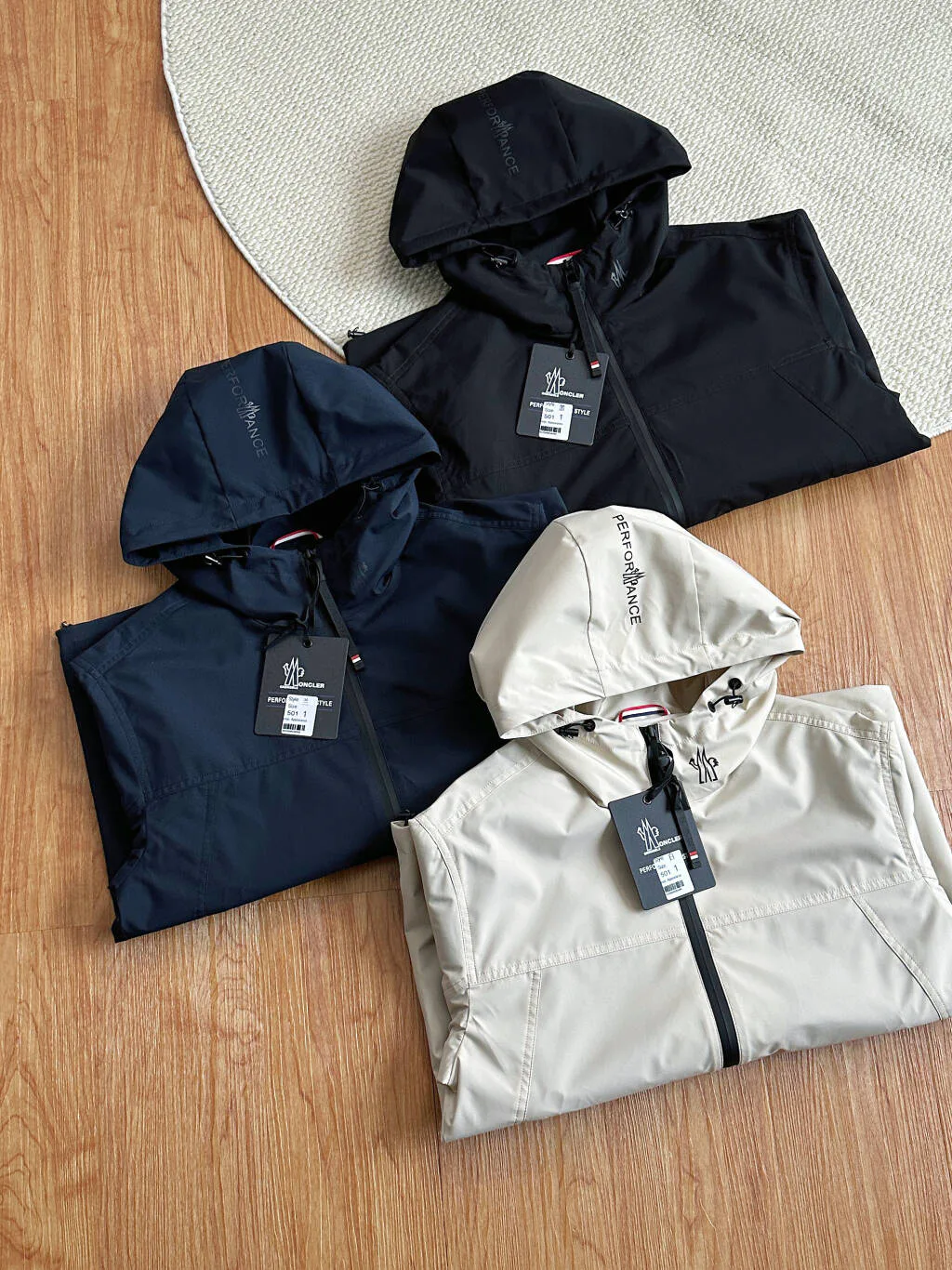 Men's Jackets And Down Jackets MONCLER 17852183