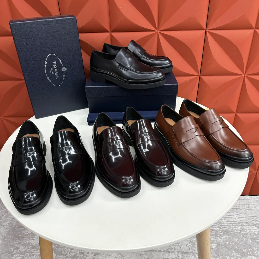Men's Loafers And Dress Shoes PRADA 18397554