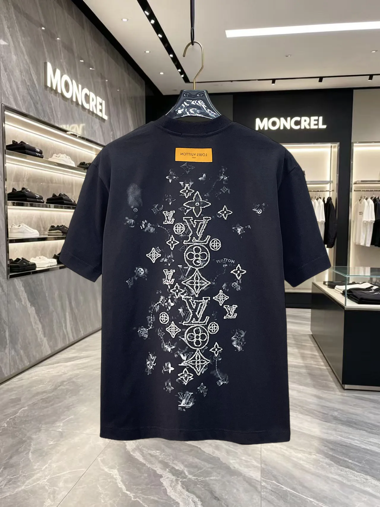 Men's T-Shirts LOUIS VUITTON 17904075